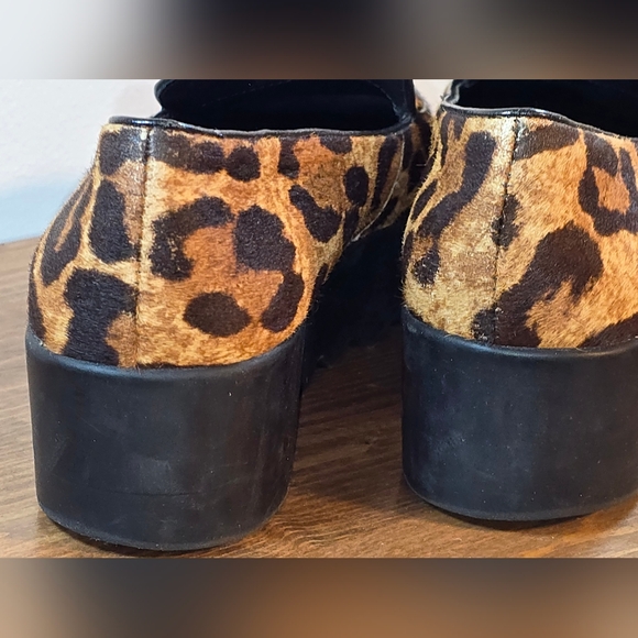Donna Karen Cheetah Platform Loafers Women's Size 7 - Picture 6 of 9